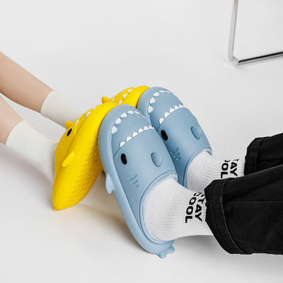 LO AMI - SHARK SLIPPERS